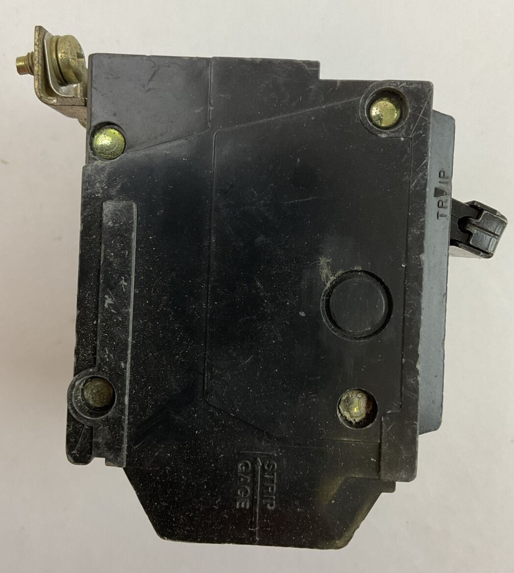 GE THHQB32040 CIRCUIT BREAKER 3POLE 40AMP 240VAC