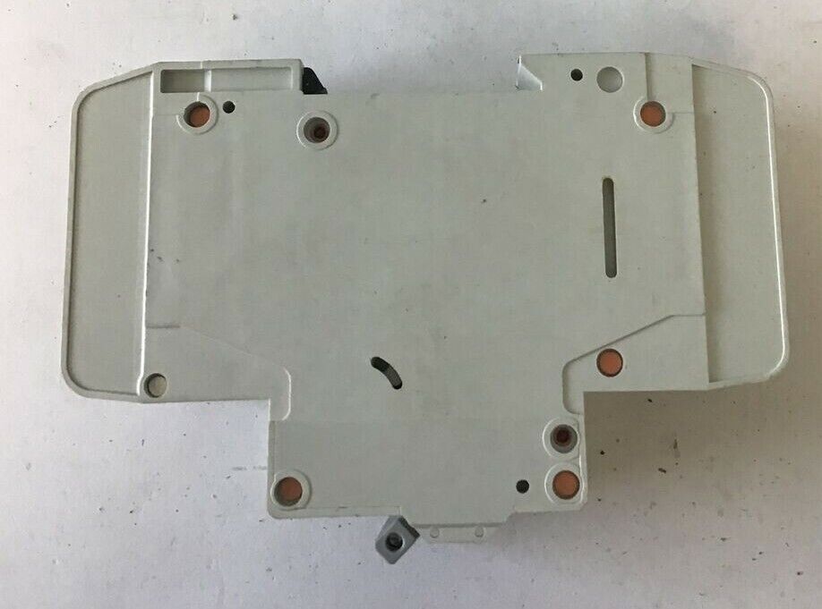 EATON WMZT2D06 CIRCUIT BREAKER 6A 48VDC 480VAC 2POLE