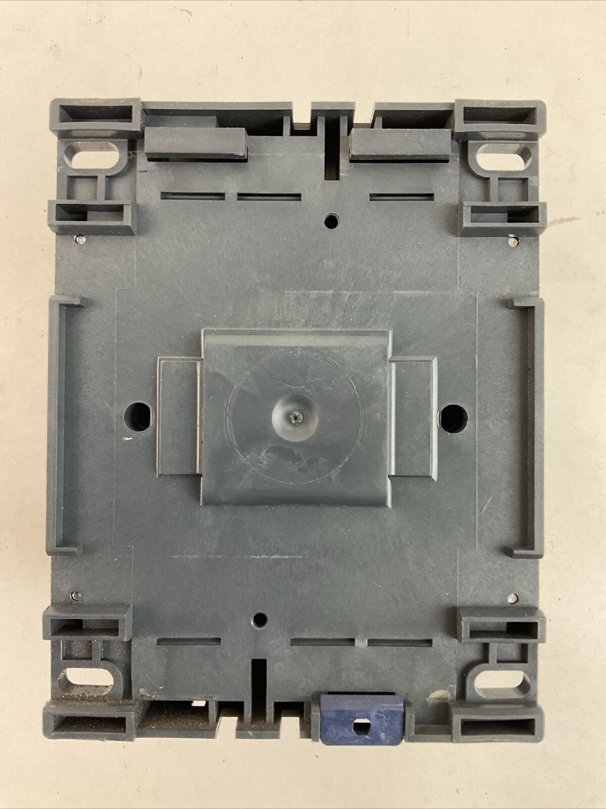 SCHNEIDER ELECTRIC LC1D1156 CONTACTOR 600VAC 3PH 100HP 160 LX1D8 FE7 COIL 115V