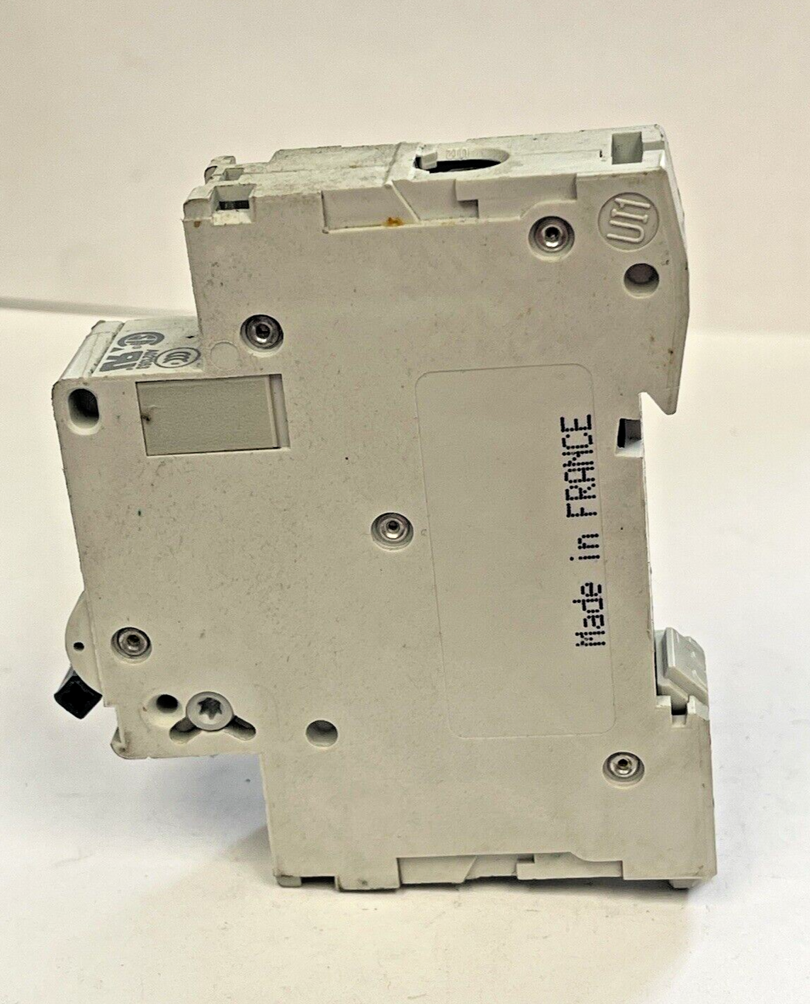 SCHNEIDER - 24436 - C 25 A - 277VAC, 25 A - MULTI 9 - SUPPLEMENTARY BREAKER