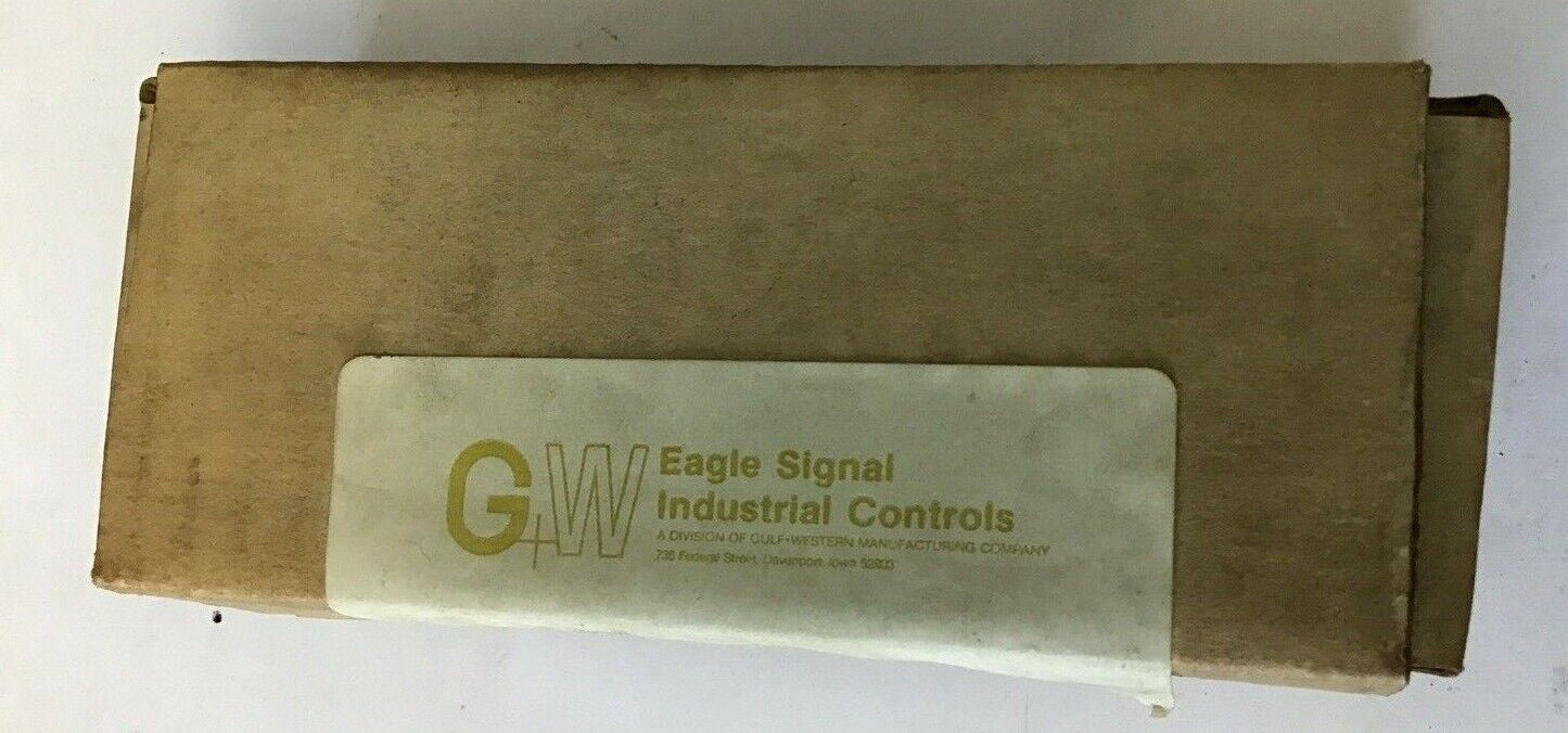 EAGLE SIGNAL CG917A3 TIME DELAY RELAY 120V 10A