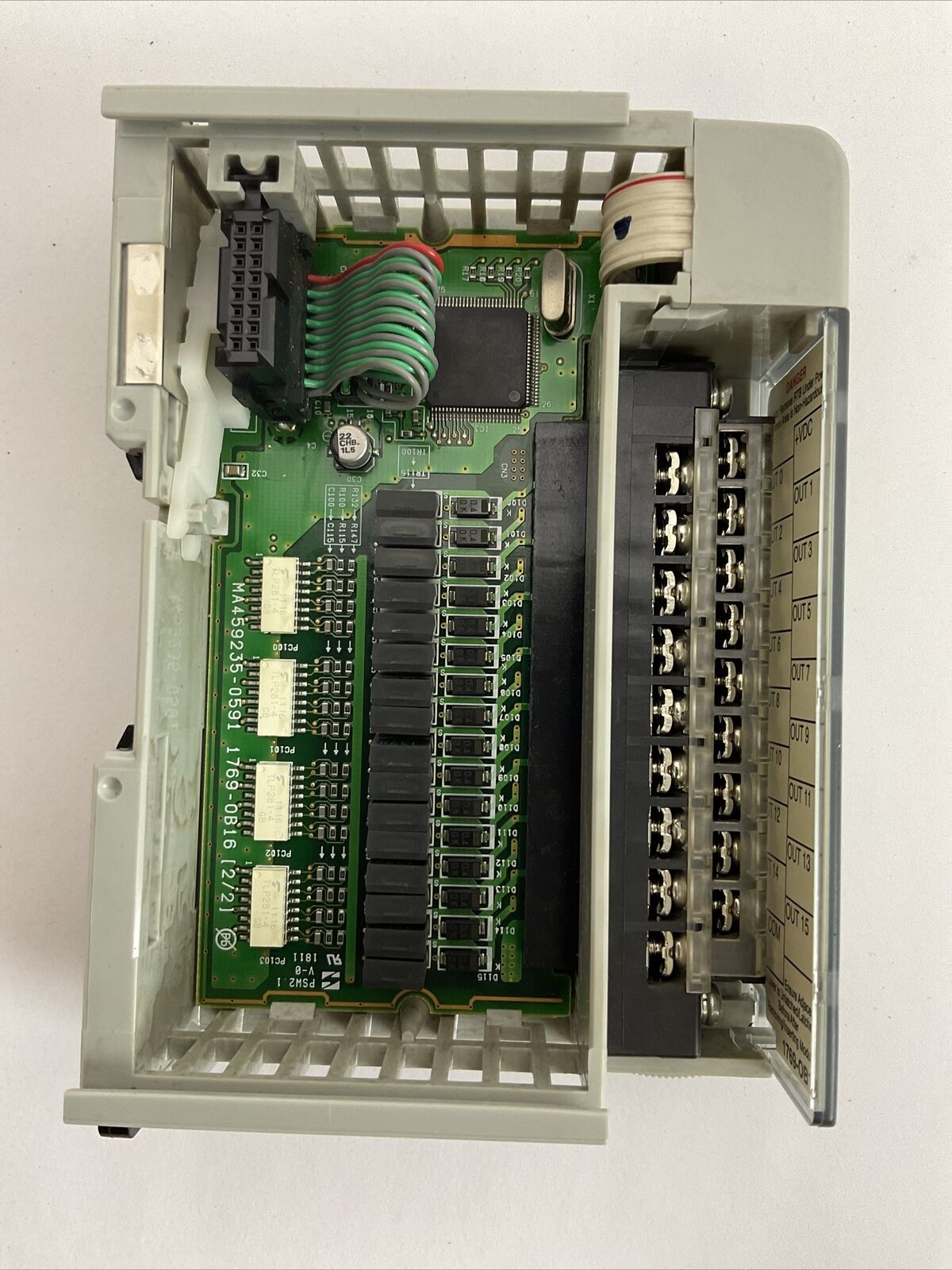 ALLEN BRADLEY 1769-OB16 SER B F/W REV 3.1 DIR/VER 95320752/02 16PT 20.4-26.4VDC