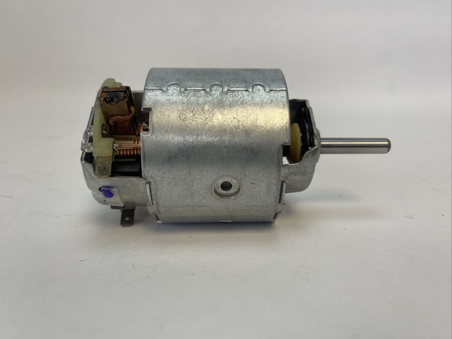 BOSCH 0130111134 BLOWER MOTOR 12V