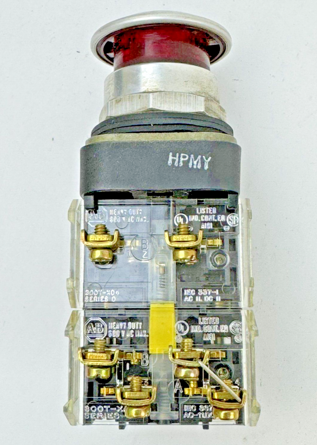 ALLEN-BRADLEY - 800T-FXP16 A5 SER. T - RED MUSHROOM PUSH/PULL BUTTON W/ 800T-XA