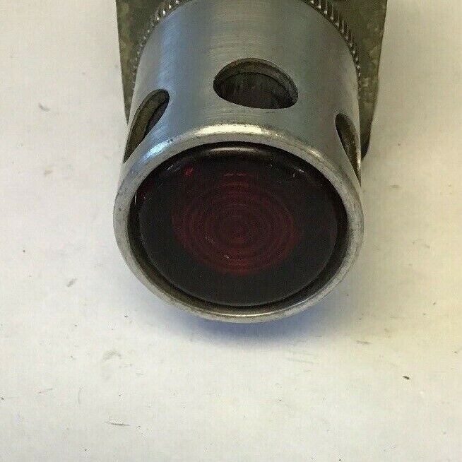 ALLEN BRADLEY 800T-QB24 SER T 24VAC/VDC PUSH BUTTON RED