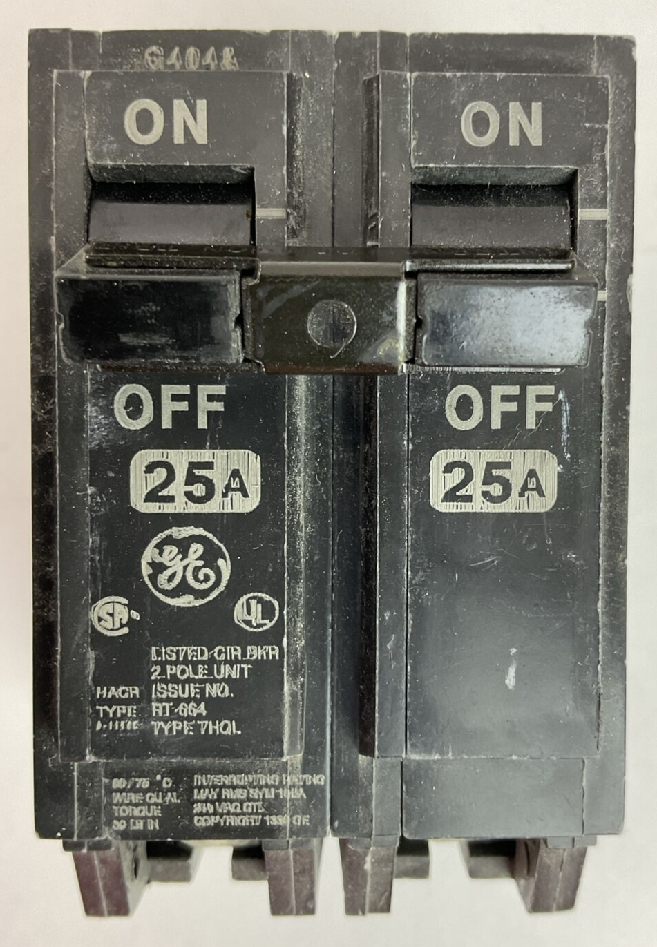 GE THQL22025 PLUG-IN CIRCUIT BREAKER 20AMP 2POLE 240VAC (BOX OF 5)