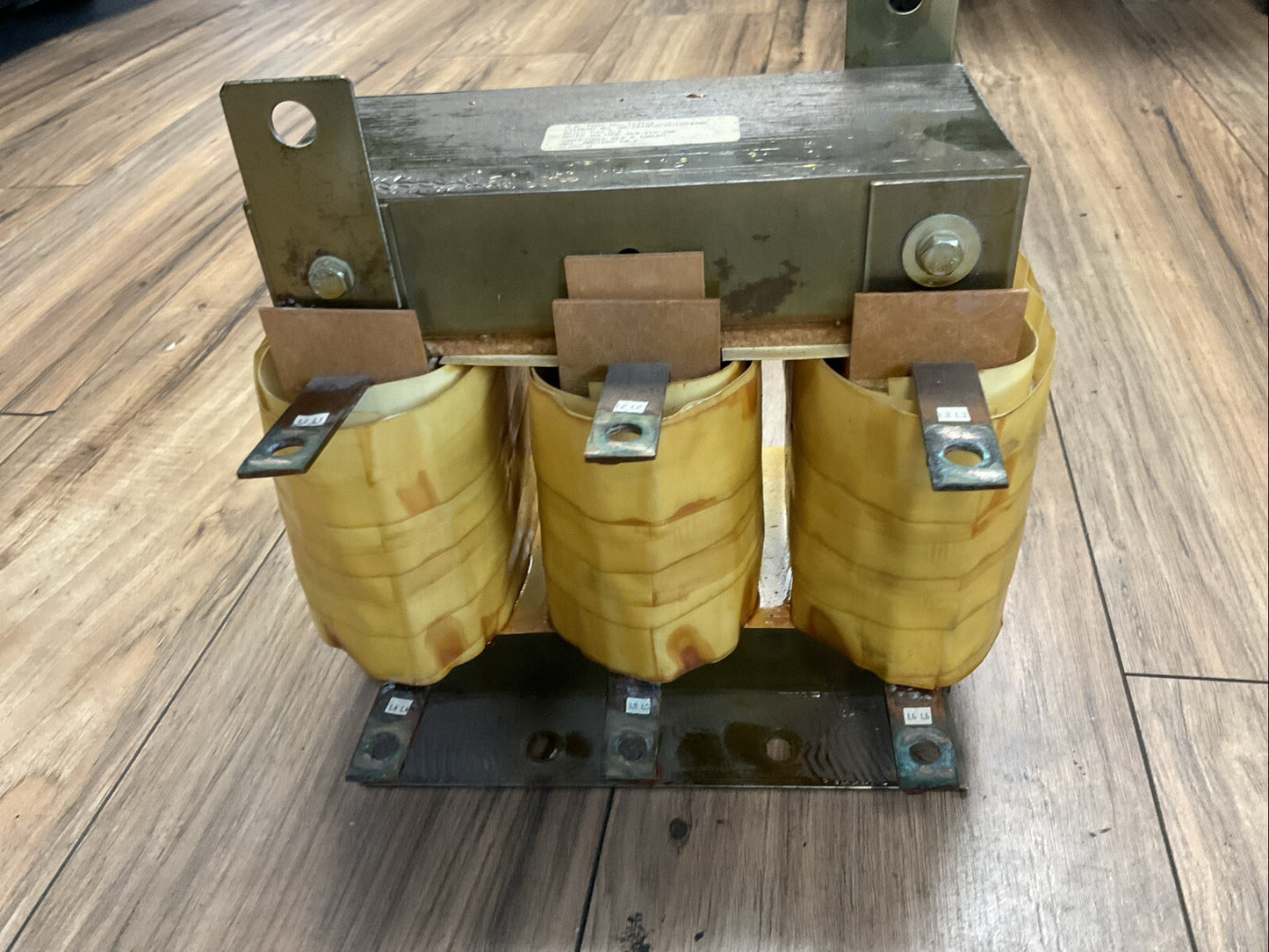 SIEMENS SM-704A (3/95) 5.1KVA 460-415-380 RATED VOLTAGE TRANSFORMER