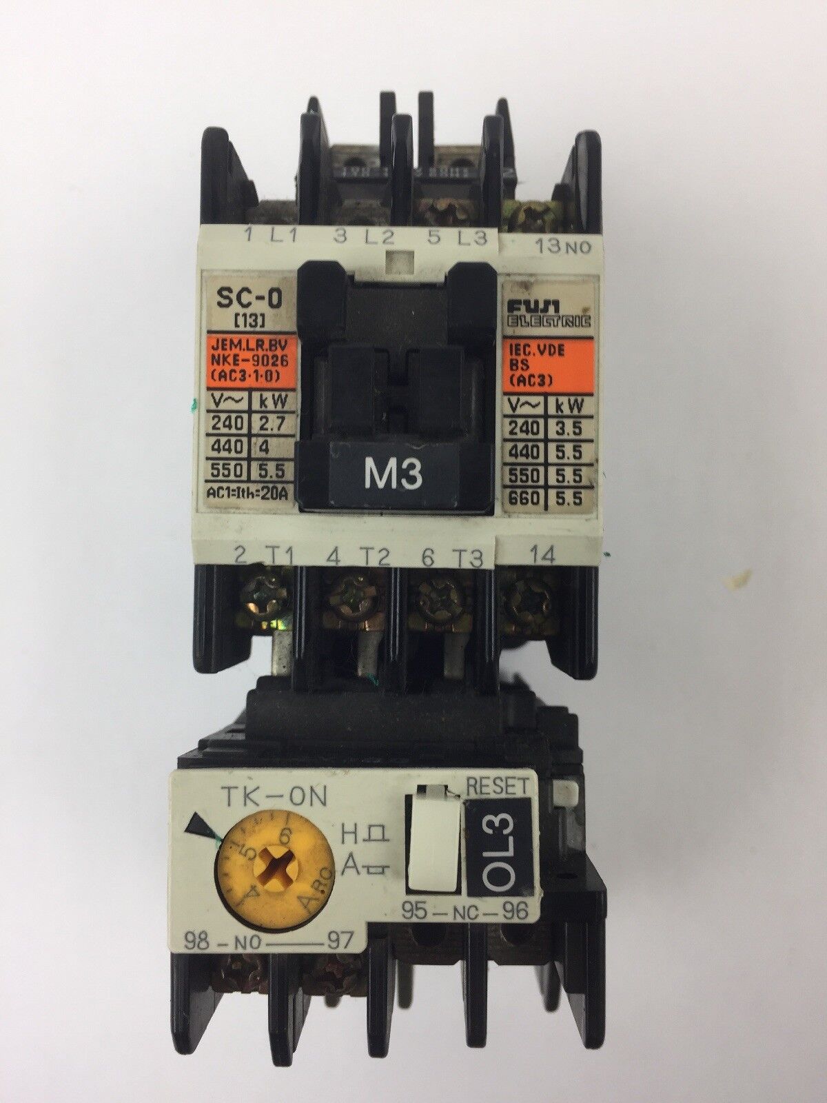 FUJI ELECTRIC 4NC0F0 TYPE SC-0 CONTACTOR 4NK0AN TYPE TK-0N OVERLOAD RELAY