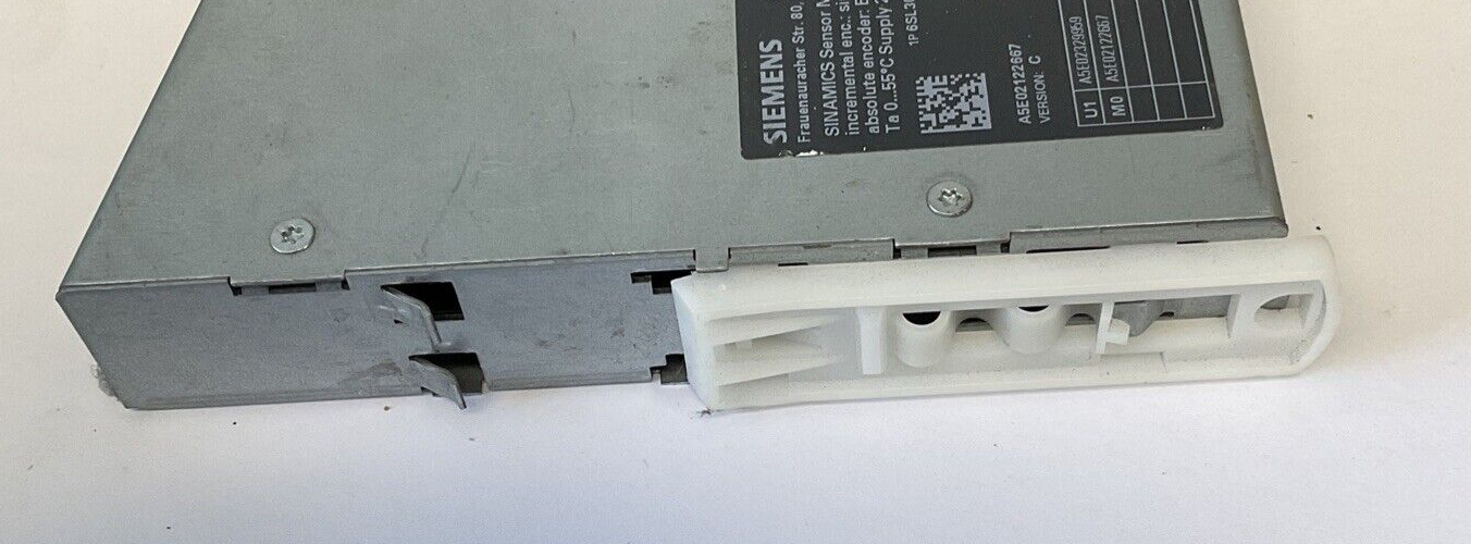 SIEMENS 6SL3055-0AA00-5BA3 SENSOR MODULE SMC20 24VDC 0.6A VER.C