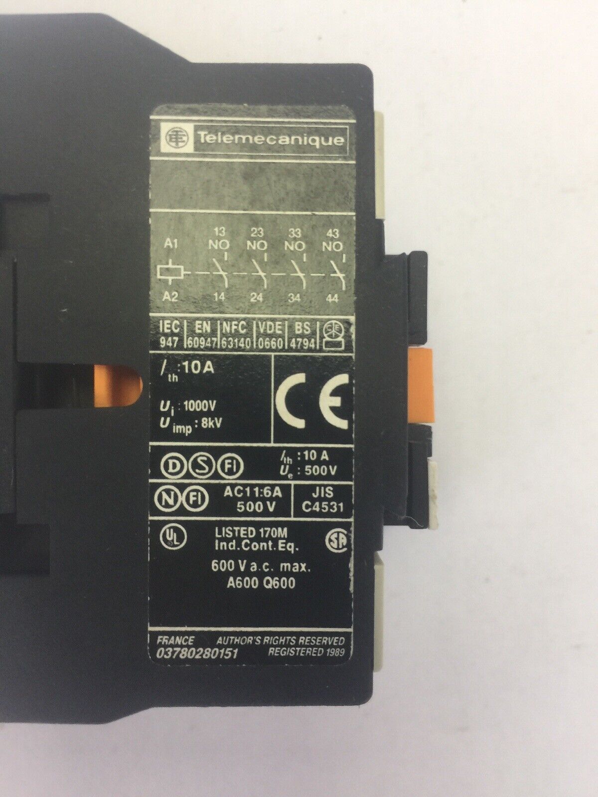 TELEMECANIQUE CA3 DN 40 CONTACTOR 600VAC 10A COIL 24VDC