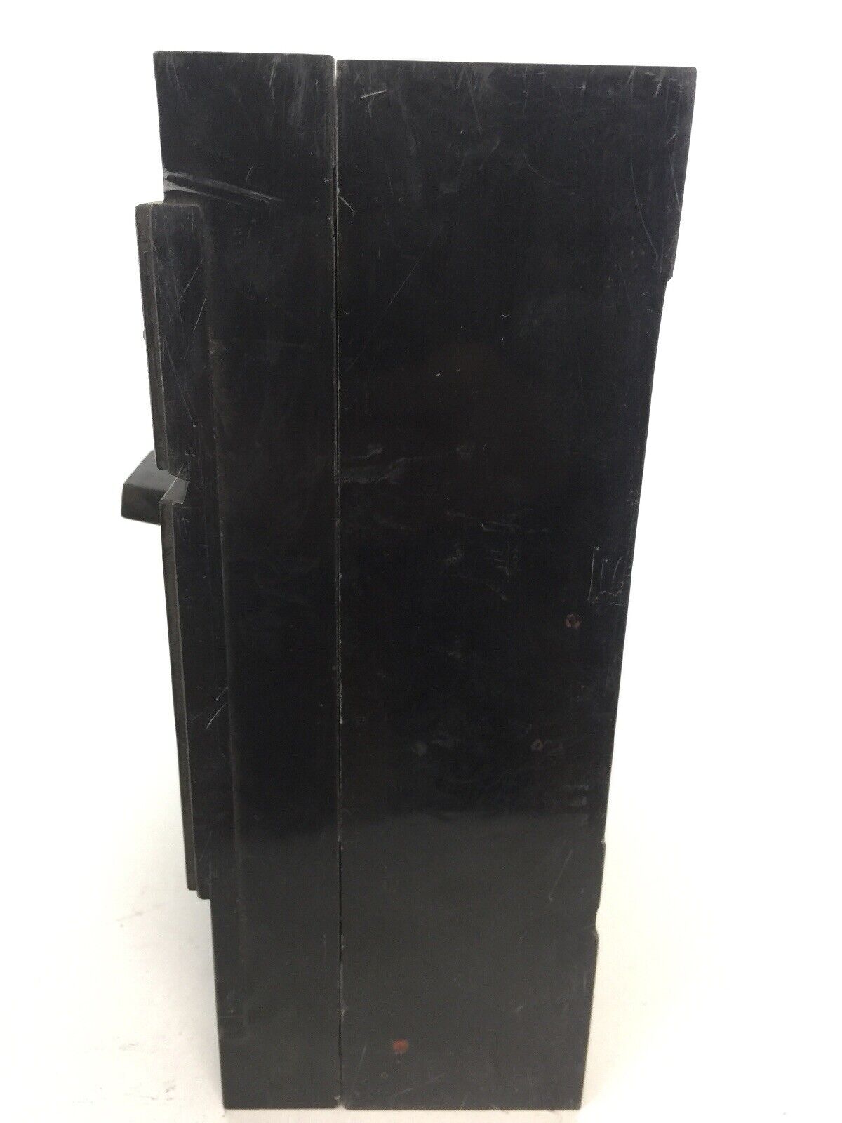 GE TJD432400 CIRCUIT BREAKER 240 VAC 400 AMP 3 POLE