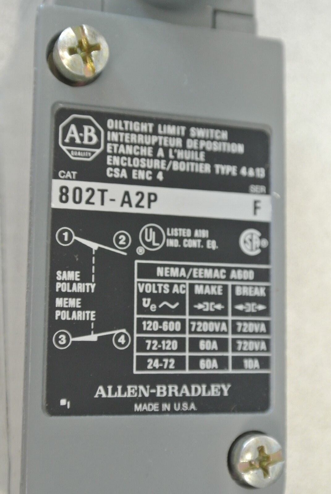 ALLEN-BRADLEY 802T-A2P Ser. F / OILTIGHT PLUG-IN LIMIT SWITCH / NEW SURPLUS