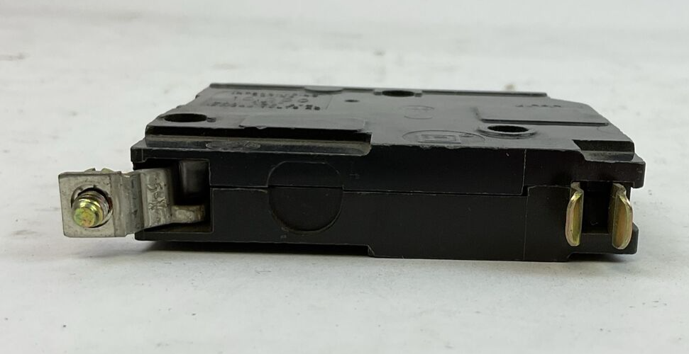 SQUARE D QOB130 1POLE 120/240VAC 30AMP