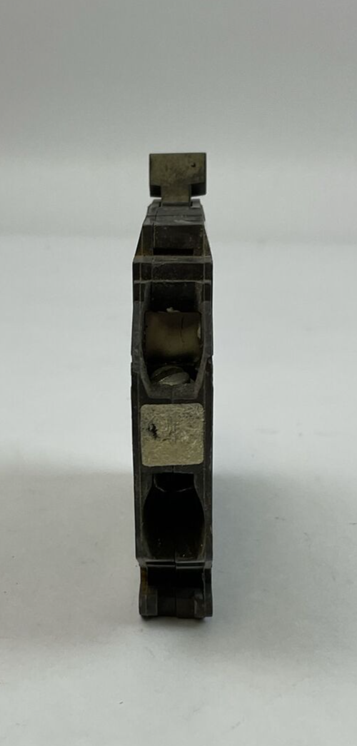 GE THQP150 50AMP 120/240VAC 1POLE CIRCUIT BREAKER (LOT OF 4)