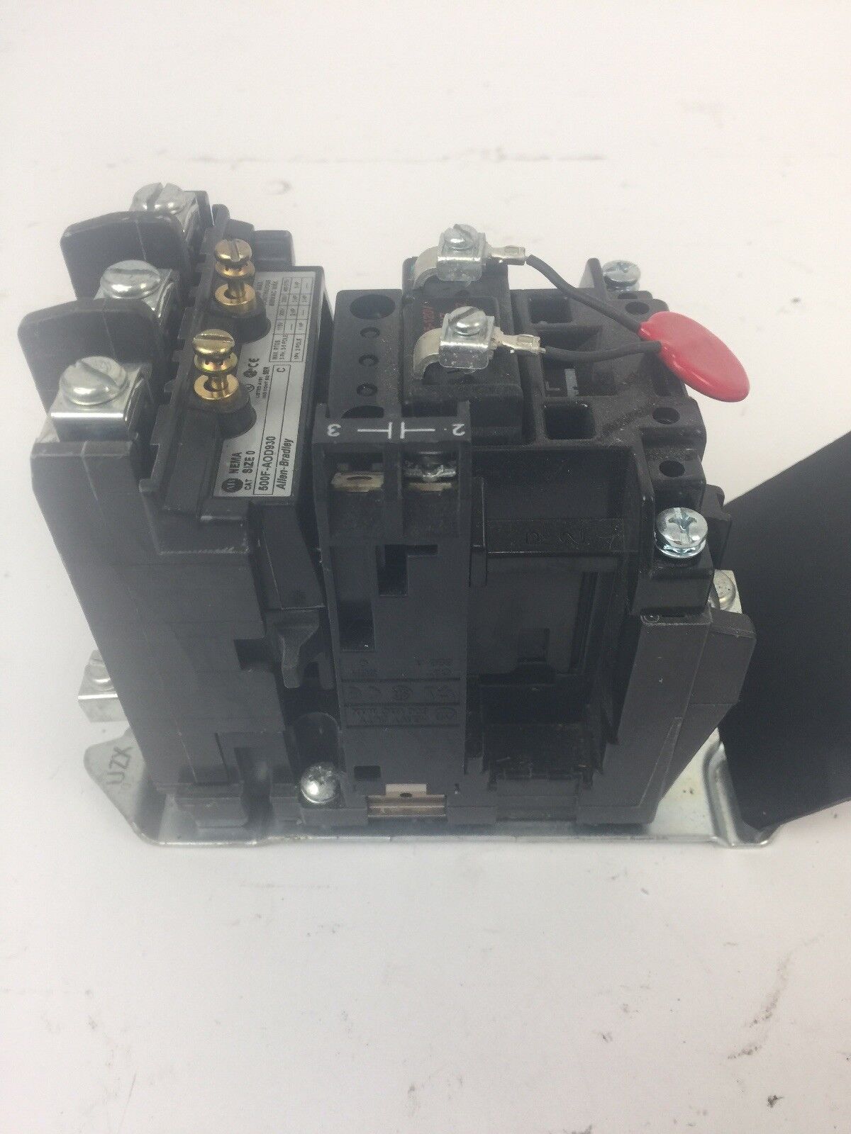 ALLEN BRADLEY 500F-AOD930 SIZE 0 STARTER 600VAC 5HP 18AMP CB236 115-120V 60HZ