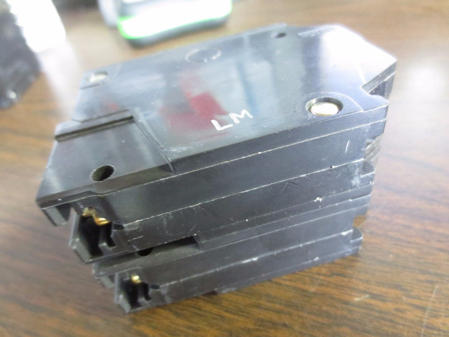 GE THQL2120 Q-LINE CIRCUIT BREAKER COMMON-TRIP - 20A, 120/240V, 2-POLE