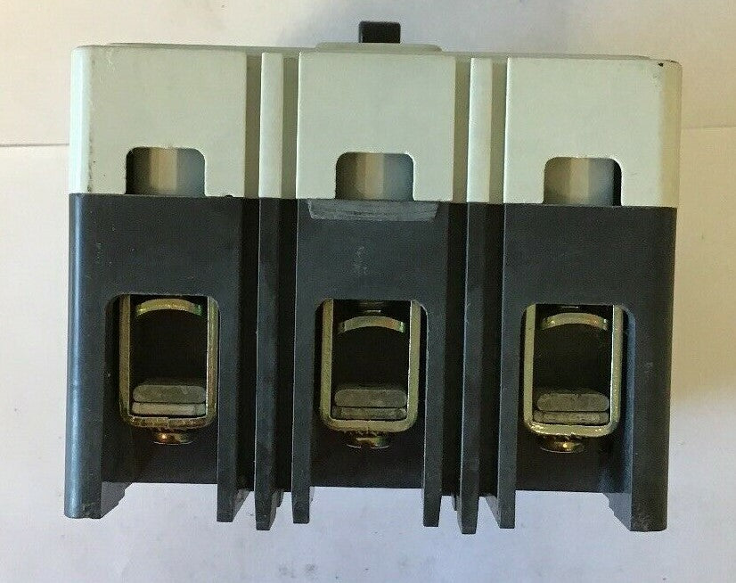 WESTINGHOUSE HMCP007C0C B CIRCUIT PROTECTOR SER.C 7AMP 3POLE 600VAC-250VDC