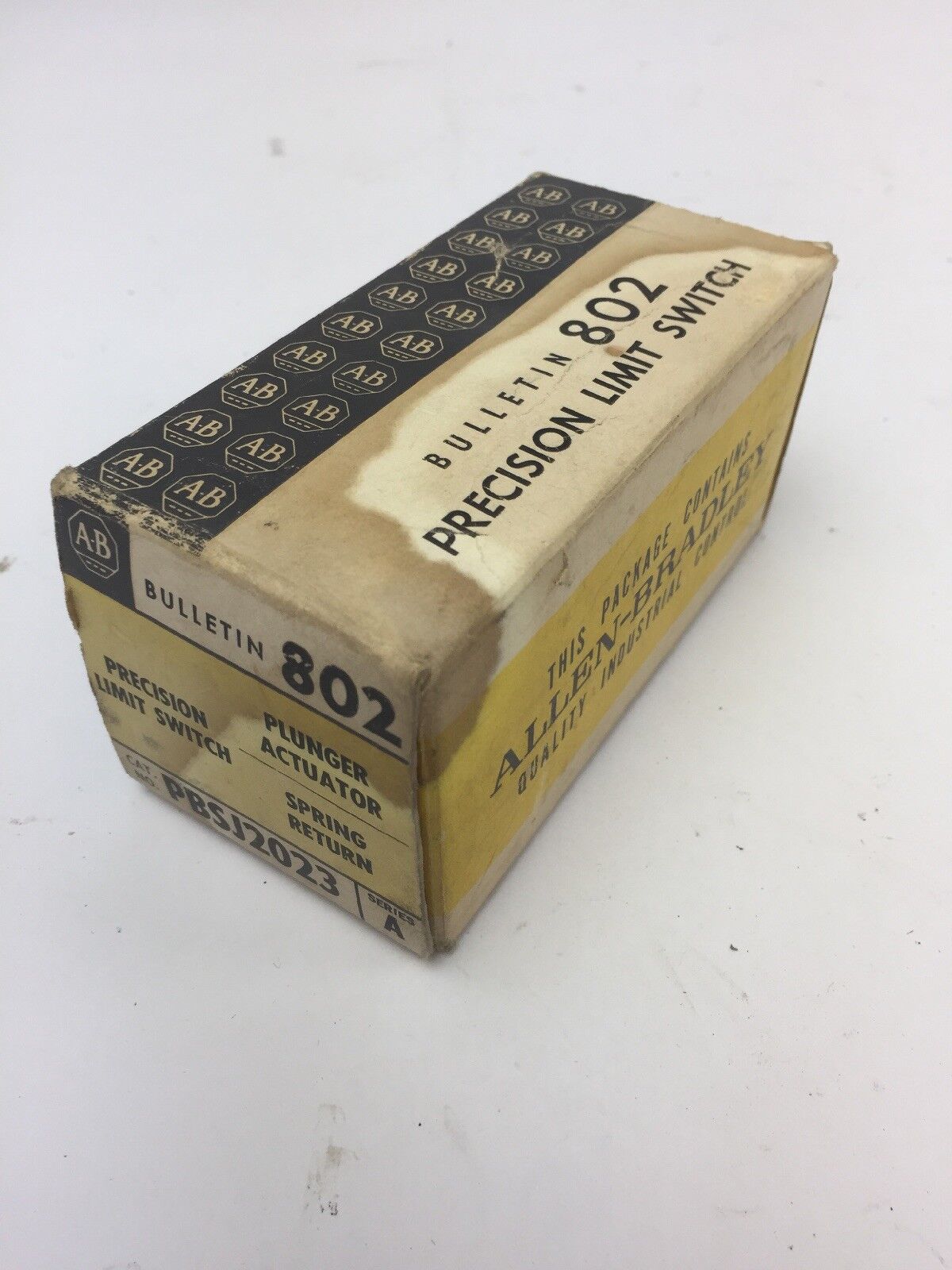 ALLEN BRADLEY PBSJ2023 PRECISION LIMIT SWITCH PLUNGER ACTUATOR SPRING RETURN NEW