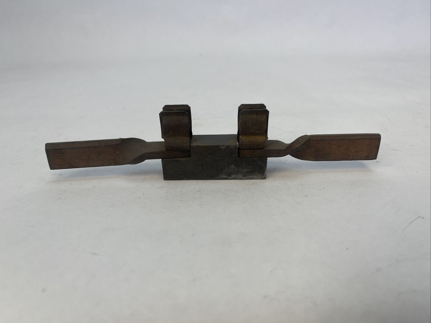 KOLTON 200A/30A FUSE REDUCER