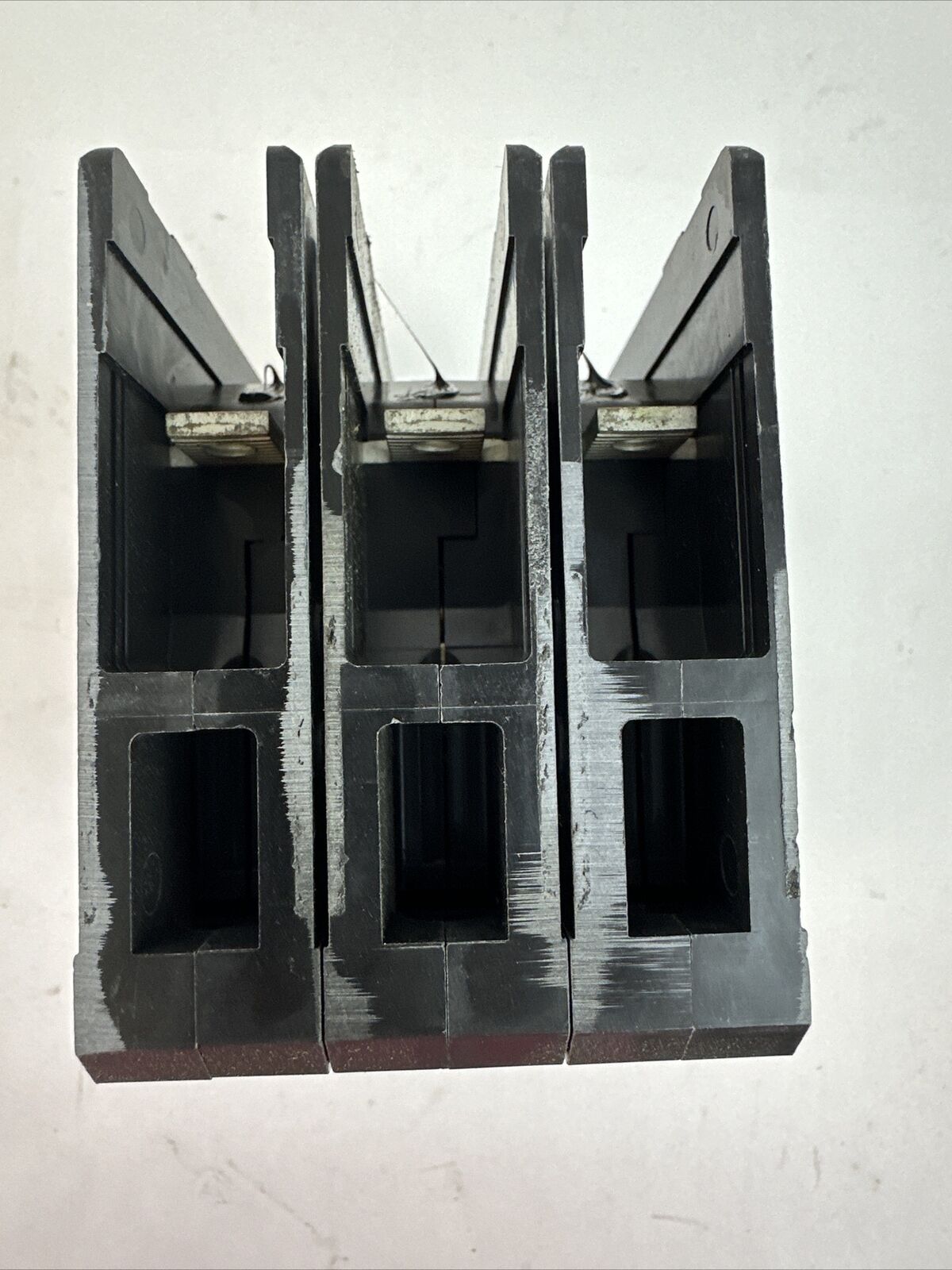 SIEMENS ITE E23B030 MOLDED CASE CIRCUIT BREAKER 30A 3P 240VAC
