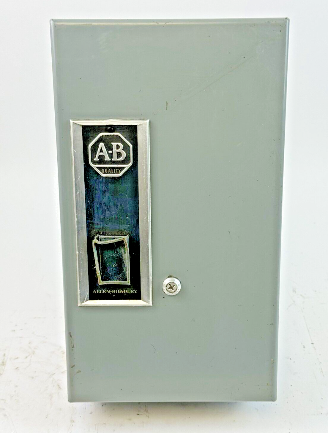 ALLEN-BRADLEY - 509-CAD SER. A -MAG MOTOR CONTROLLER W/ TYPE 1 ENC 120V COIL-NEW
