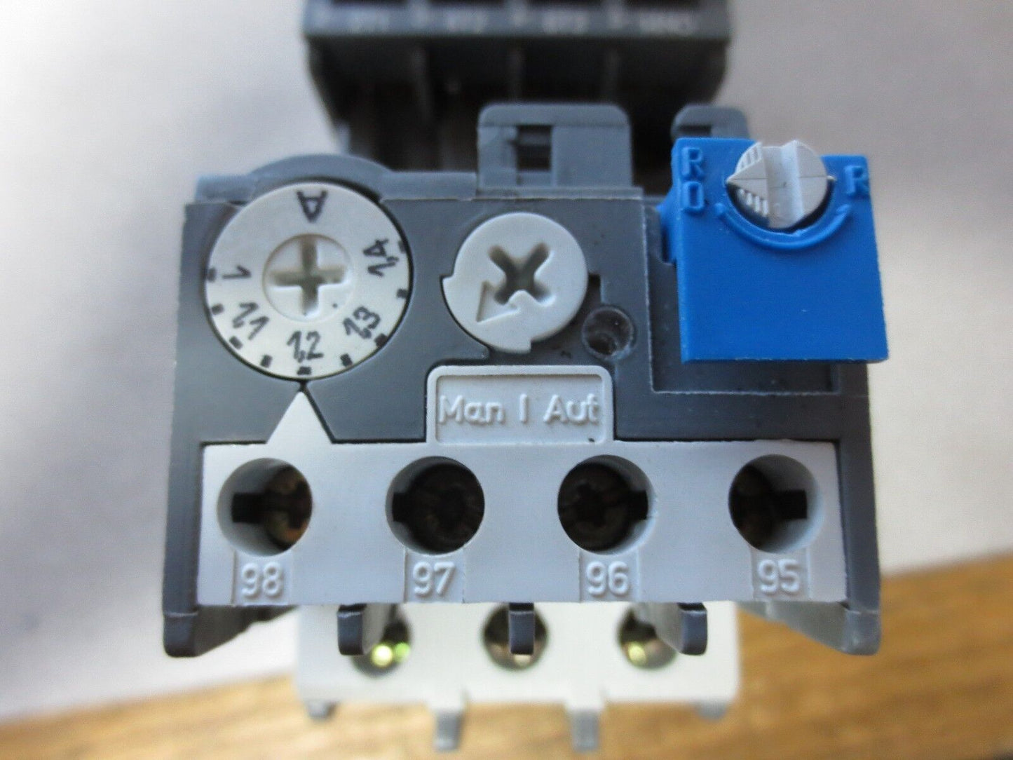 ABB A12-30-10 CONTACTOR + TA25 DU OVERLOAD RELAY ASSEMBLY