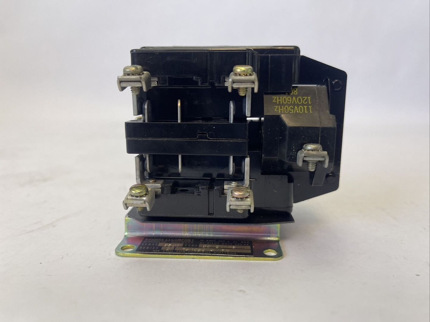 SQUARE D 8501 D0-22-S6 AC RELAY 600VAC 10A COIL 120V 60HZ 110V 50HZ