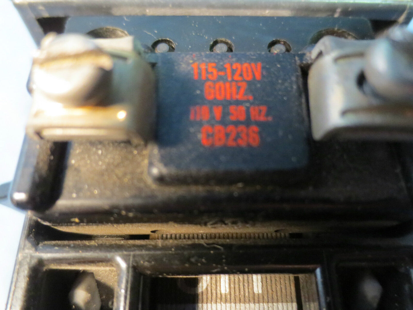 ALLEN-BRADLEY 509-AOD Ser. B MOTOR STARTER, NO OVERLOAD RELAY, COIL CB236