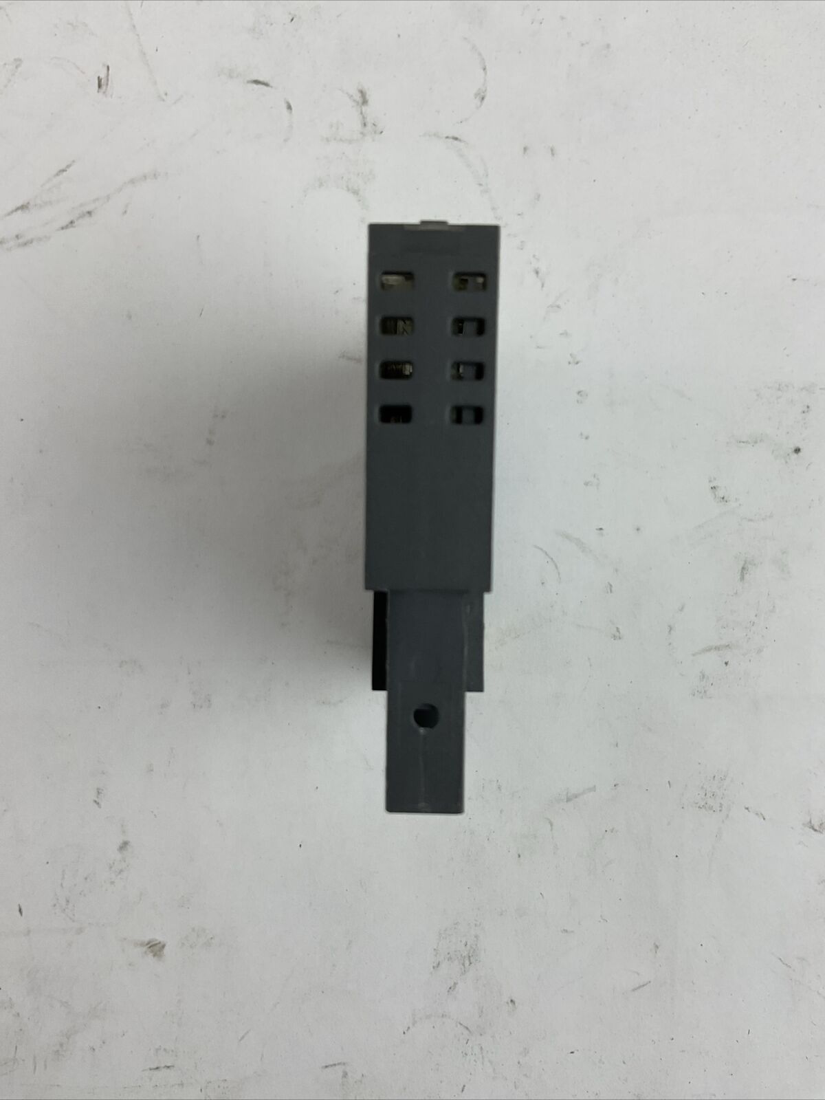 ALLEN BRADLEY 1734-OB8 OUTPUT MODULE SER C REV A02 F/W REV 3.020 OUTPUT 24VDC
