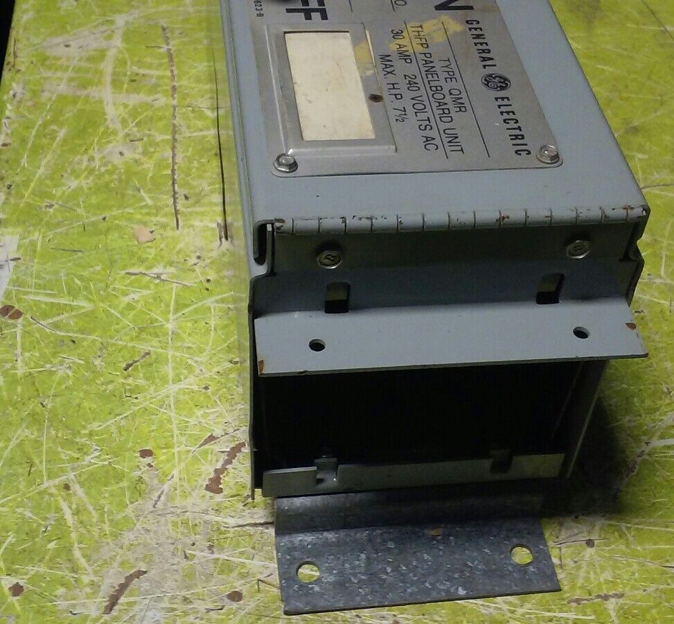 GE THFP221X - 30A, 2-P, 240V Fused Panelboard Switch