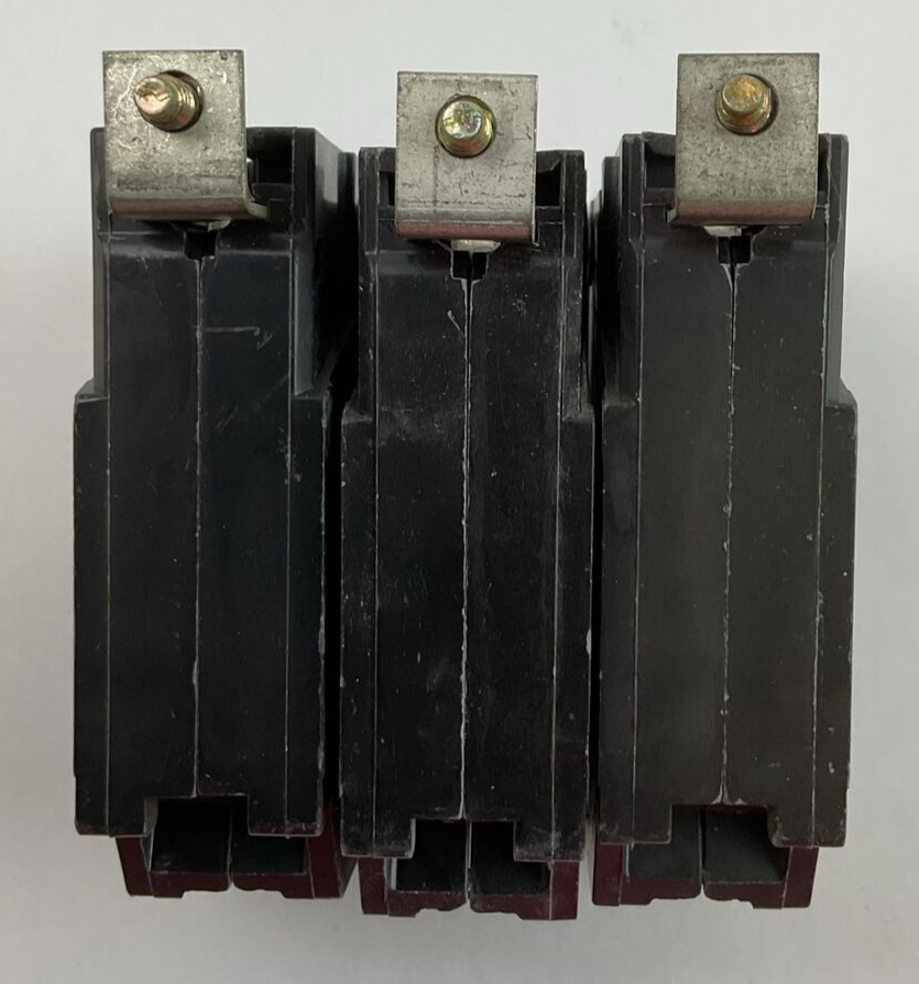 GE THHQB1120 CIRCUIT BREAKER 1POLE 20AMP 120/240VAC 22KA (LOT OF 3)