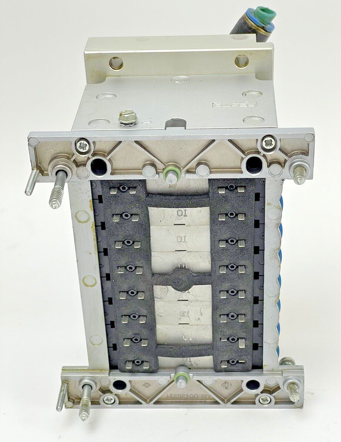 FESTO - CPV14-V1 - VALVE MANIFOLD-W/ PNEUM CONN & STACK PLATES, B102(7), T902(1)