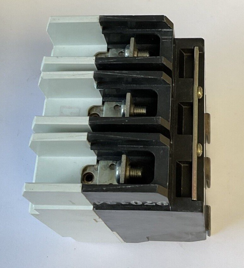 WESTINGHOUSE GDB 14K CIRCUIT BREAKER 20A 480VAC 3POLE 50/60HZ