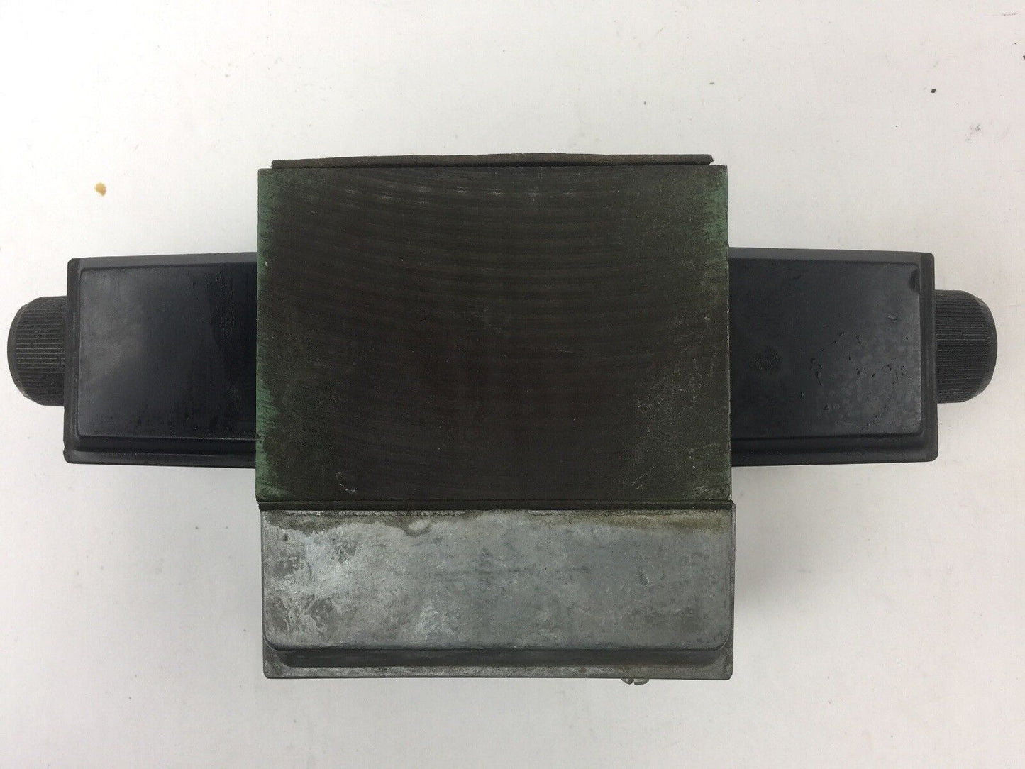 DOUBLE A QF-5M-C-10A2 DIRECTIONAL VALVE