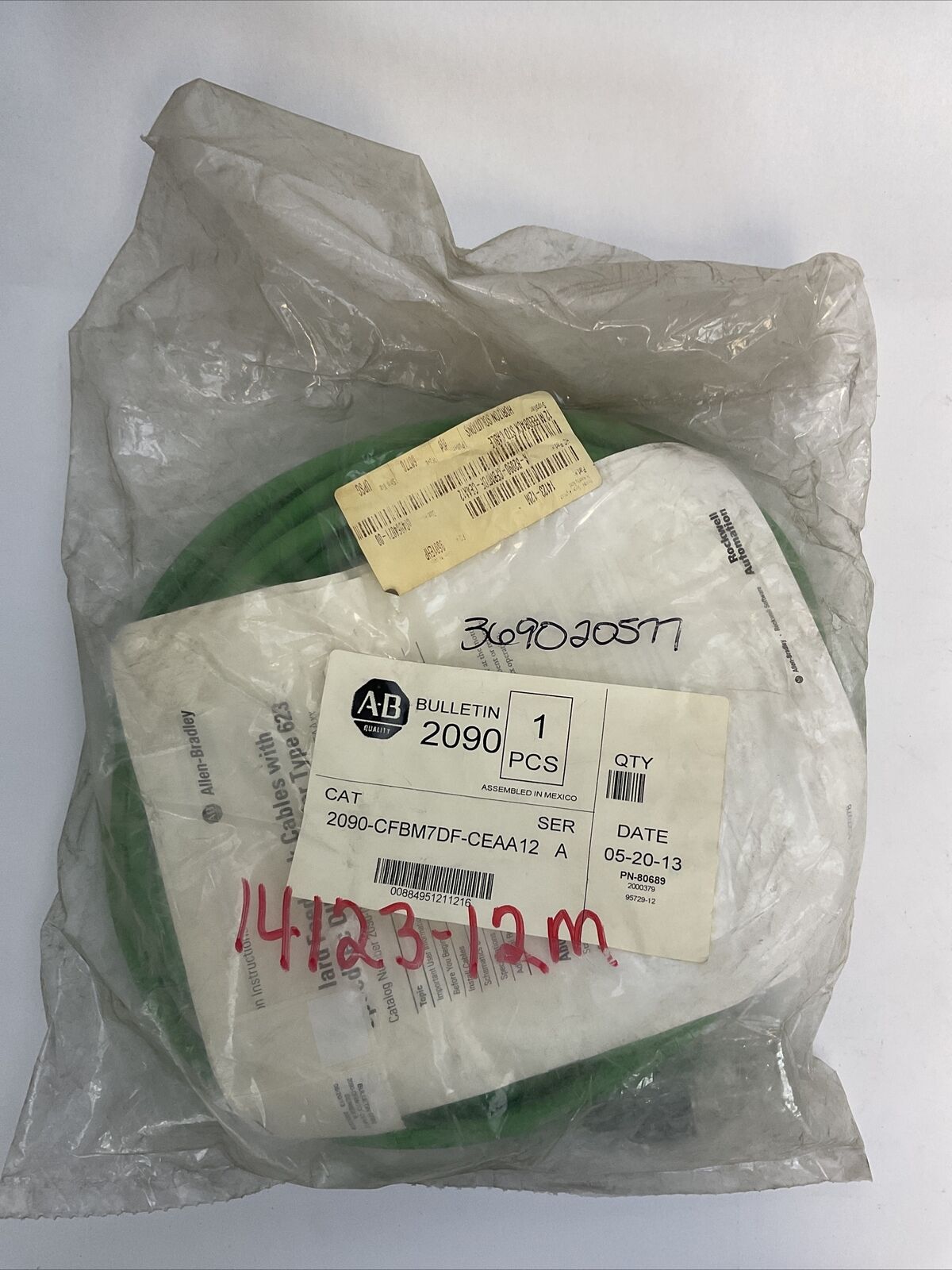 ALLEN BRADLEY 2090-CFBM7DF-CEAA12 SER A FEEDBACK CABLE W/SPEED TEC DIN CONNECTOR