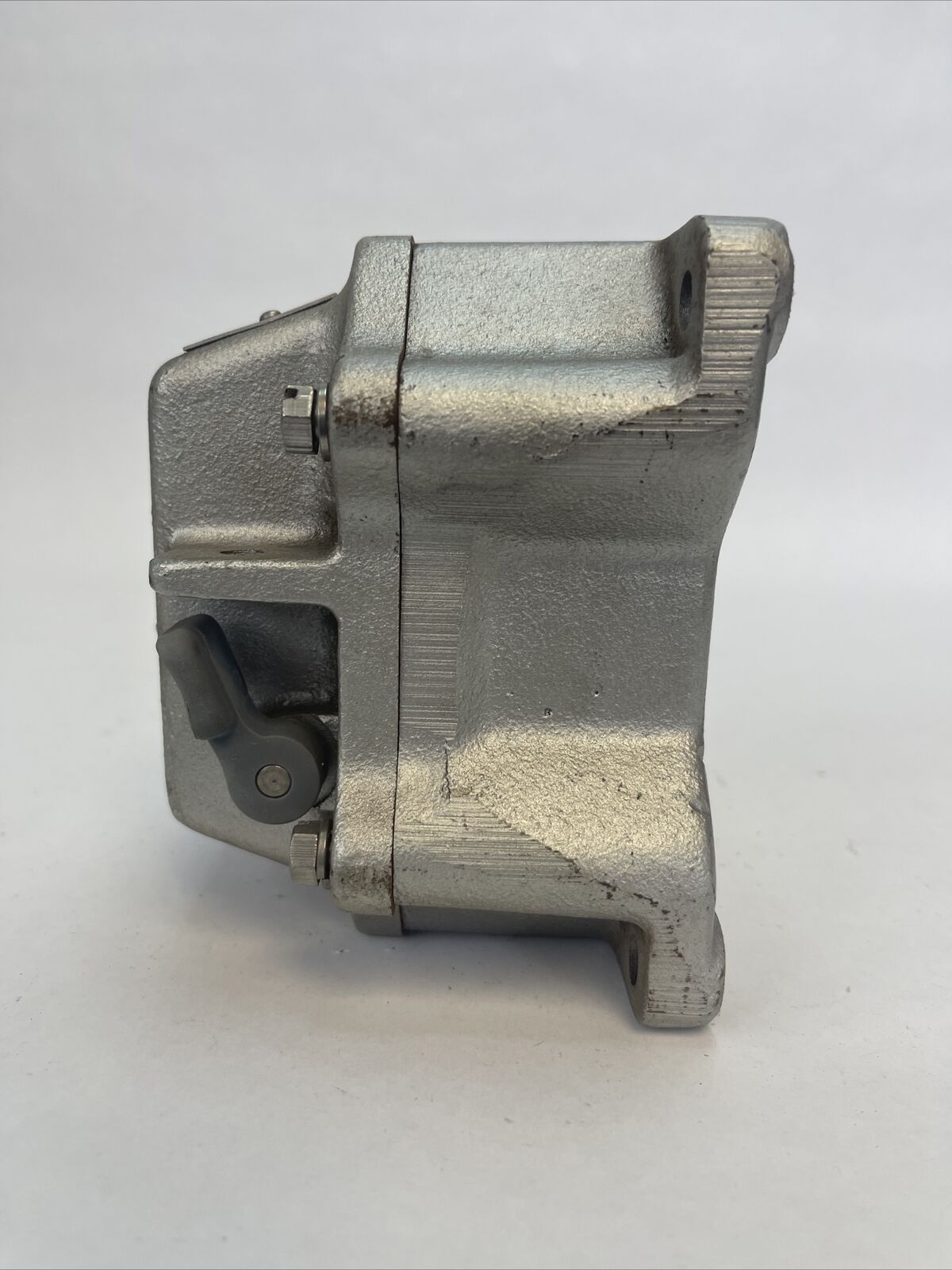 SQUARE D CLASS 9001 TYPE GR-103 SER A PUSHBUTTON STOP STATION 600VAC