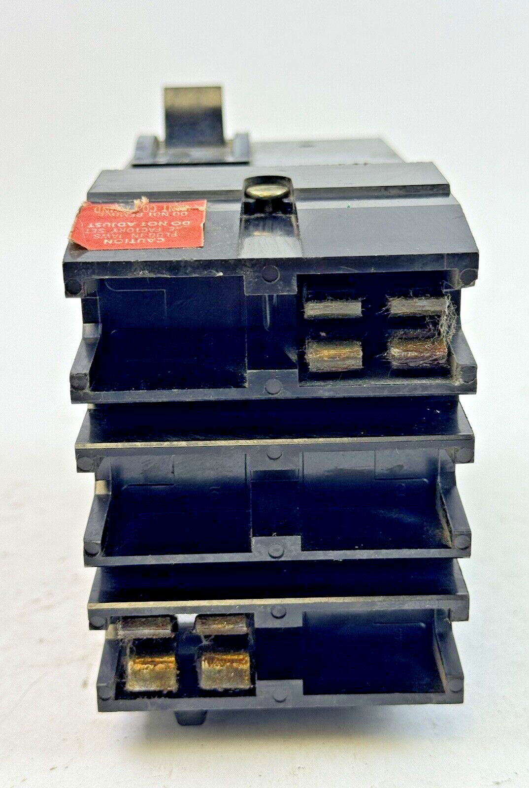 SQUARE D - Q221090AC - MOLDED CASE CIRCUIT BREAKER - 2 POLE/ 90 A/ 240 VAC