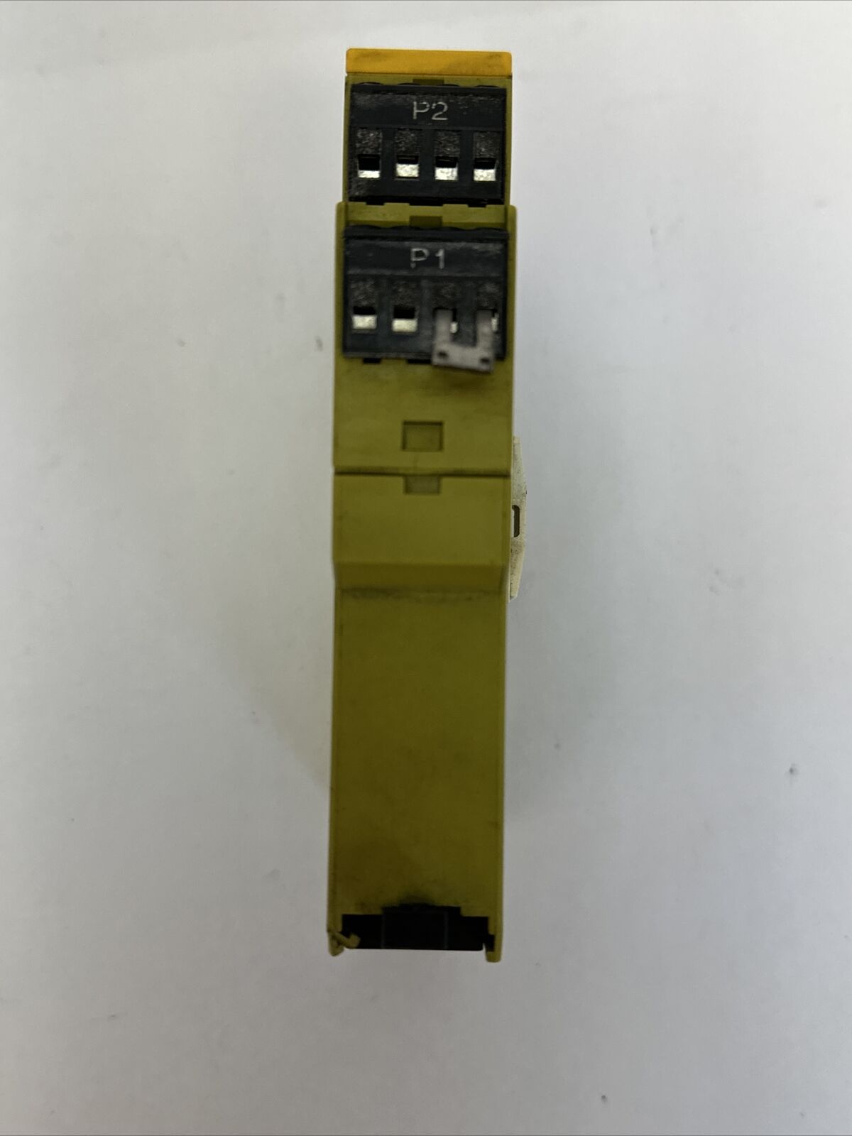 PNOZ X2.3P 24VACDC 3n/o SAFETY RELAY 24V