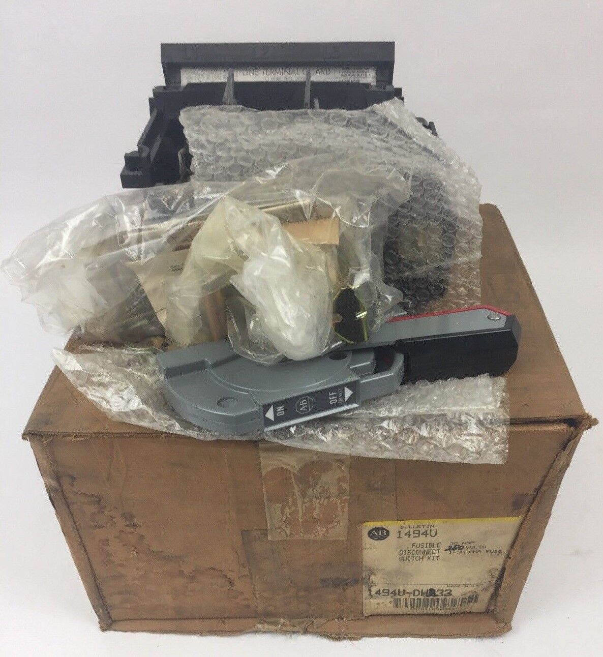 ALLEN BRADLEY 1494V-DH233 FUSIBLE DISCONNECT SWITCH KIT 30A 250V CHIPPED PLASTIC