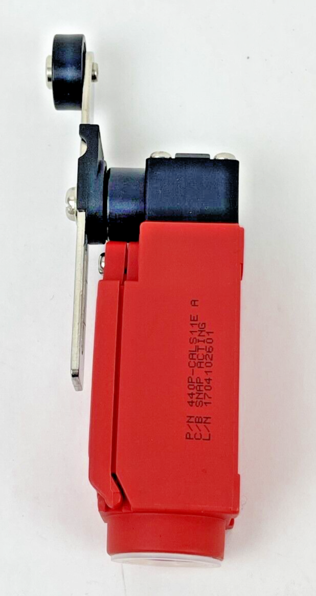 ALLEN BRADLEY - 440P-CALS11E - SERIES A - GUARD MASTER - LIMIT SWITCH