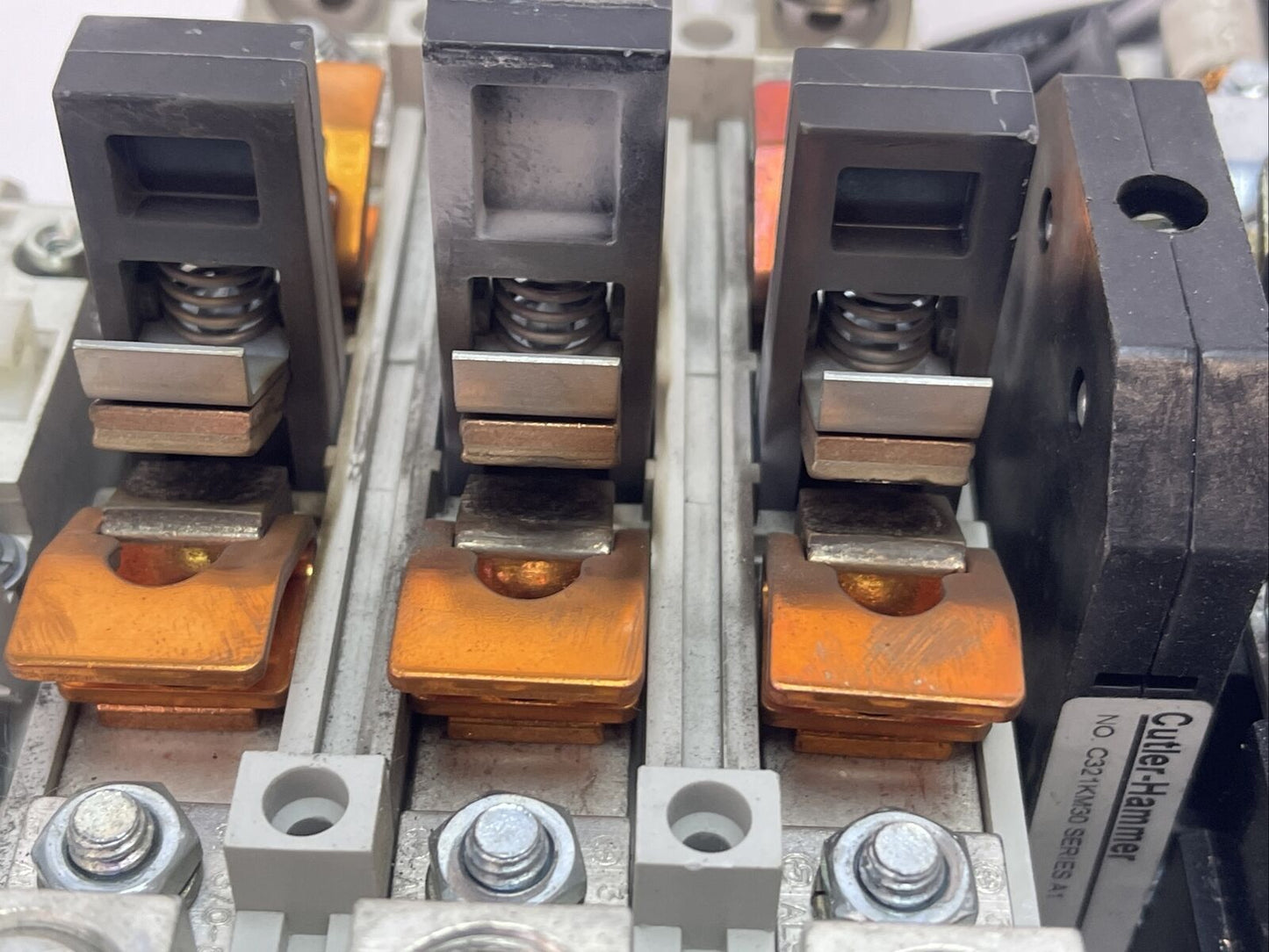 CUTLER HAMMER EATON CN15KN3 SIZE 3 REVERSING CONTACTOR SER A1 600VAC 90A 50HP
