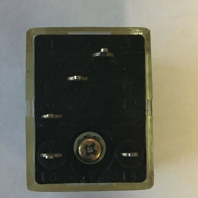 MASTER ELECTRONICS GMP-SPDT-12D RELAY ***LOTOF2***