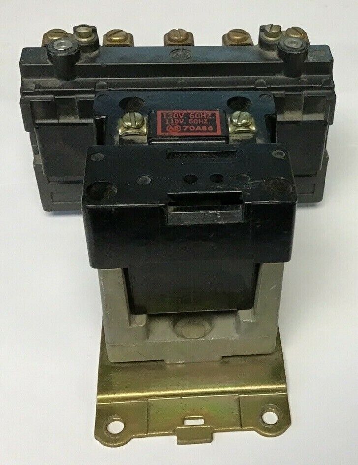 ALLEN BRADLEY 702-A0D94 OVERLOAD RELAY SER.K575V 5HP W/70A86 110V.60HZ COIL