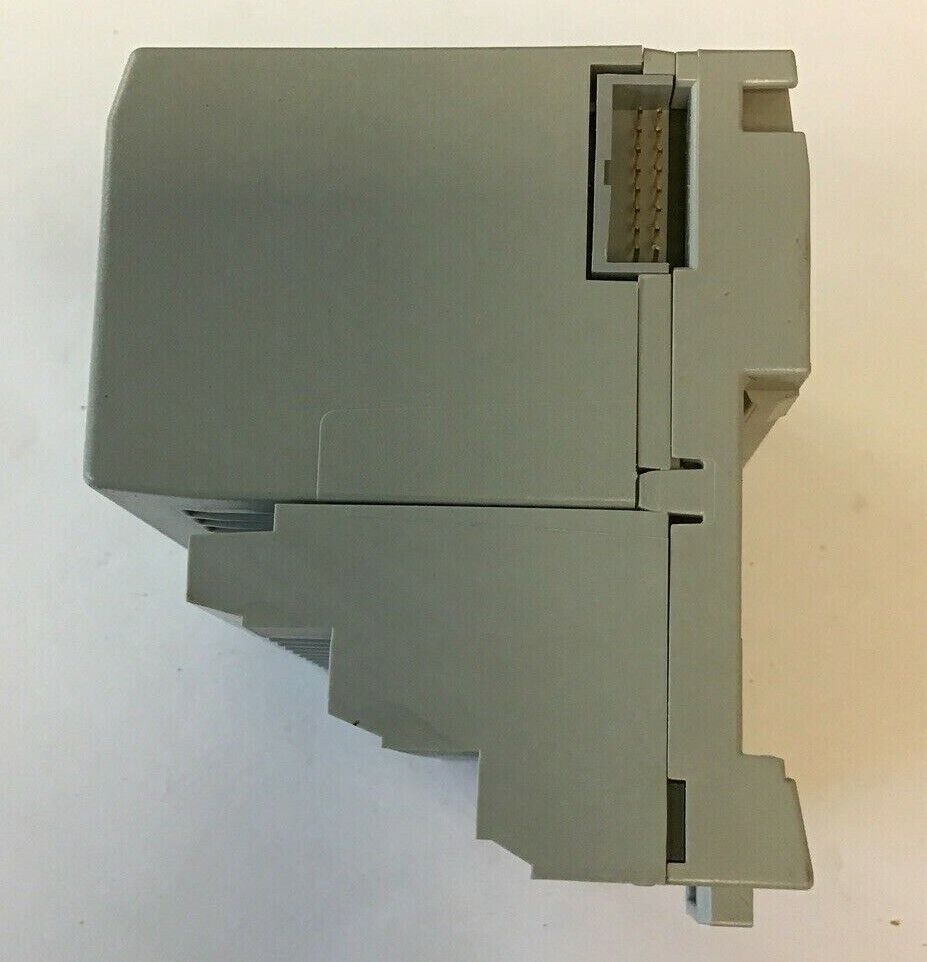 ALLEN BRADLEY 1794-0B16 FLEX I/O 24VDC SOURCE OUTPUT MODULE