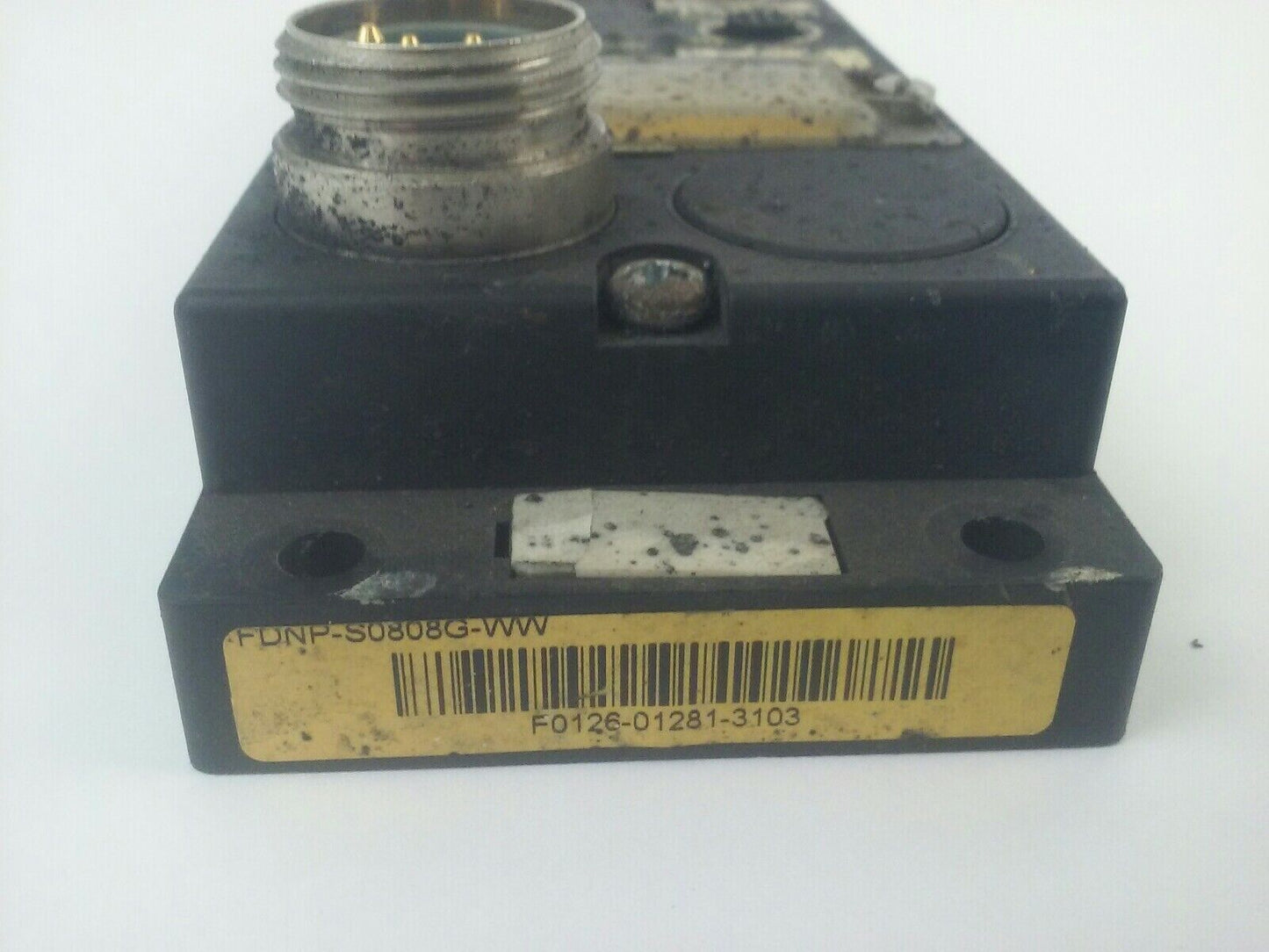 TURCK FDNP-S0808G-WW BUS STOP DEVICENET INTERLINKBT 8 IN/ 8 OUT STATION 11-26VDC