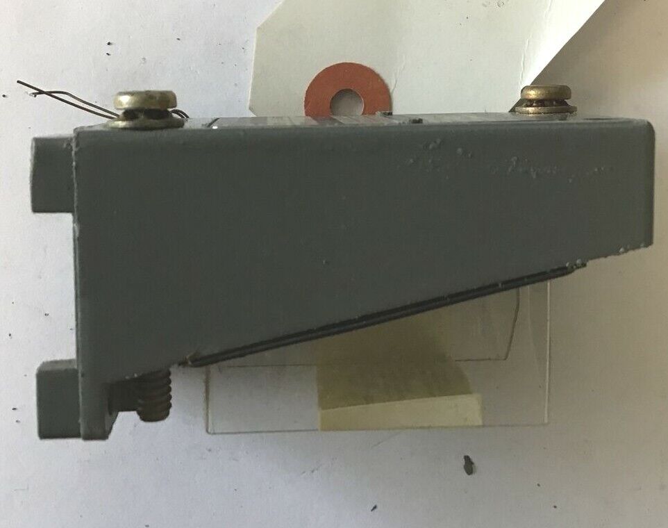 SQUARE D 9007 LIMIT SWITCH BODY 31032-450-03 SER.A 600VAC 10A JH