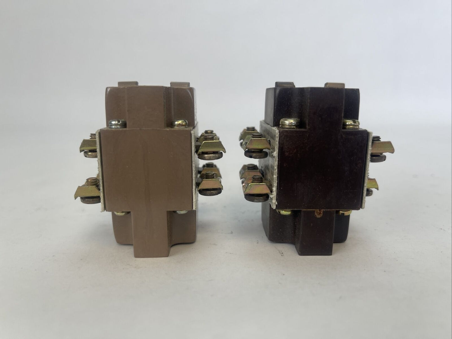 SYLVANIA CLARK PB 600V TYPE H & HO CONTACT BLOCK 2 N.O.-2N.C. CONTACTS(LOT OF 2)