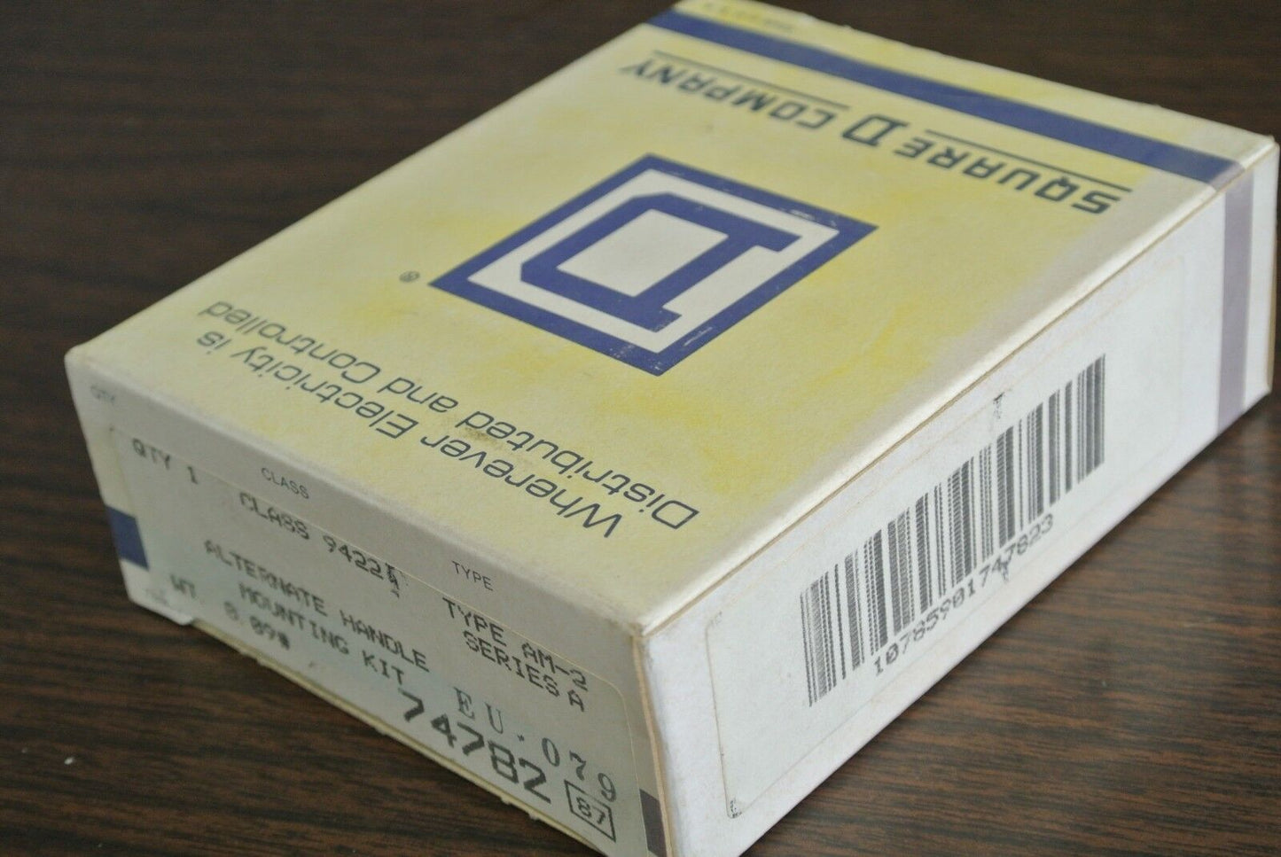 SQUARE D 9422 AM-2, Ser. A - ALTERNATE HANDLE MOUNTING KIT - NEW SURPLUS