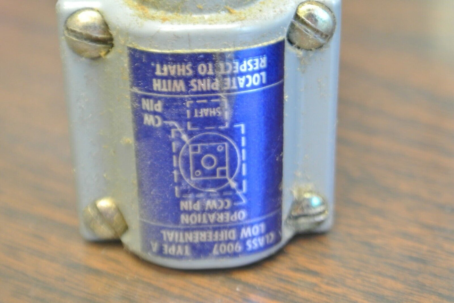 SQUARE D 9007 B51A2, Ser. B HEAVY DUTY LIMIT SWITCH / NEW SURPLUS