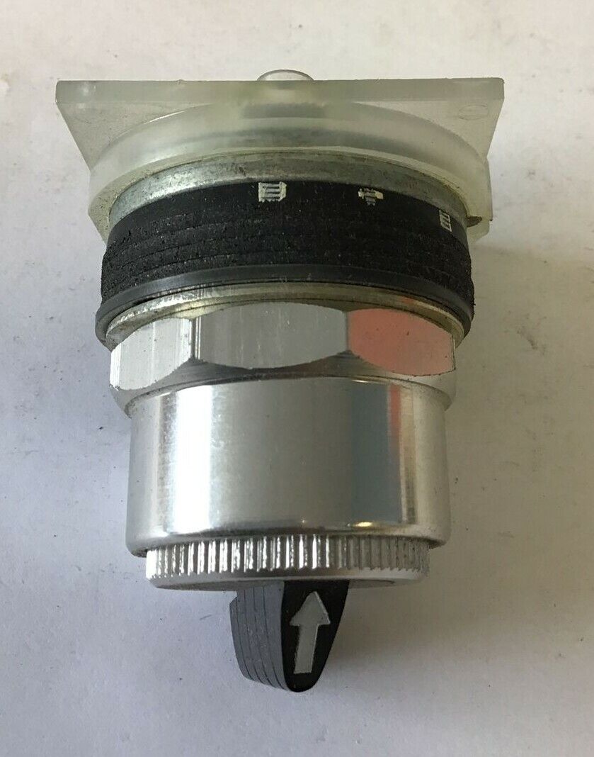 SQUARE D 9001KS88B SELECTOR SWITCH ***LOTOF3***